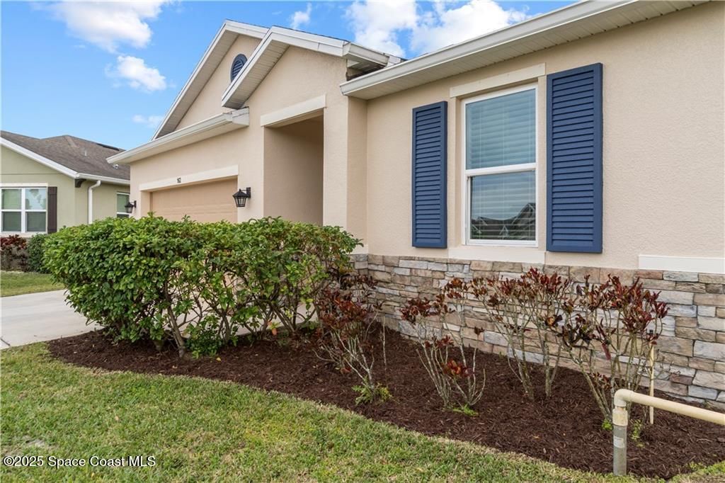 Photo of 162 Port Royal Court, Sebastian, FL 32958 (MLS # 1055498)