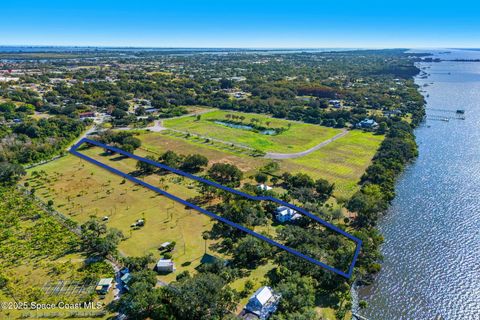 1605 N Tropical Trail N Merritt Island FL 32953