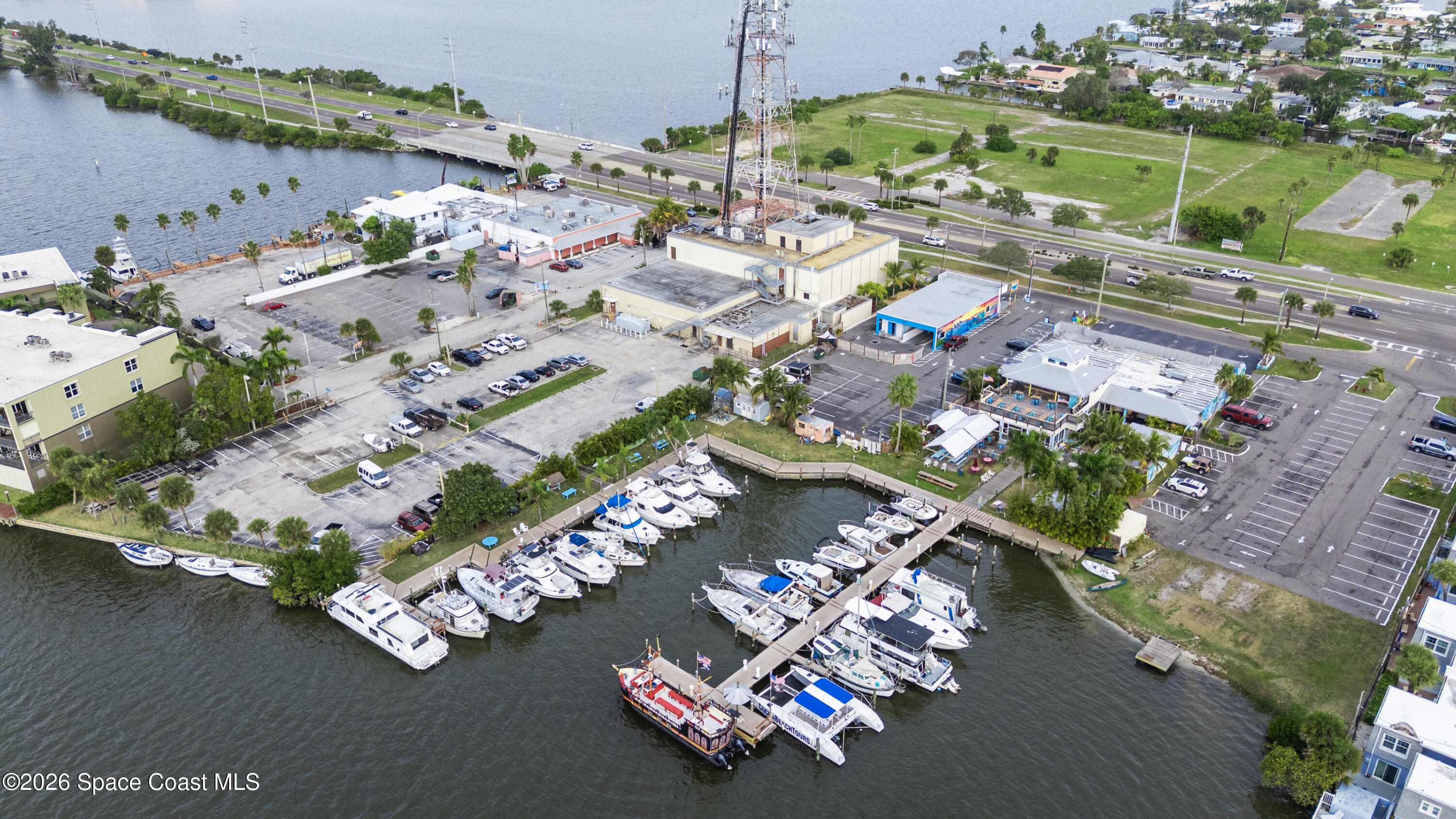 412 W Cocoa Beach Causeway