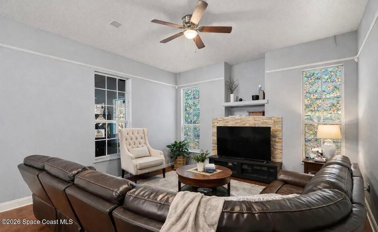 1816 Barrington Circle