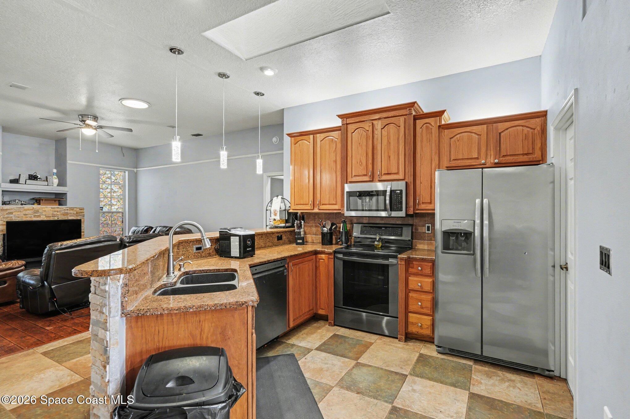 1816 Barrington Circle