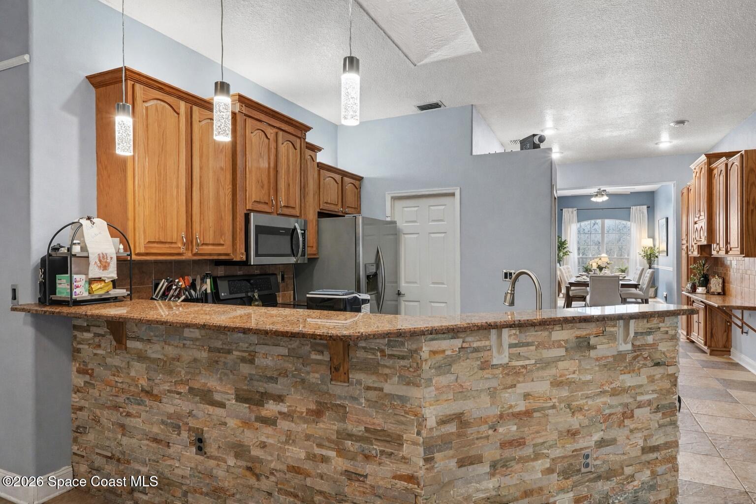 1816 Barrington Circle