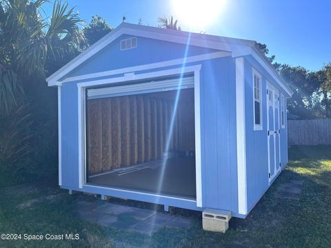 A home in New Smyrna Beach