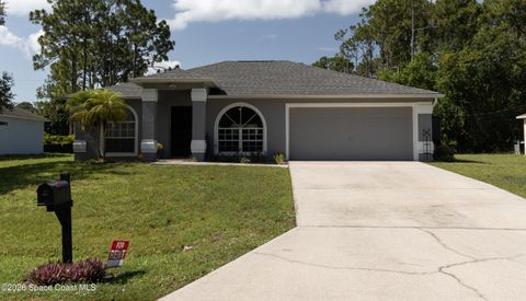 1572 Holbrook Road NW Palm Bay FL 32907