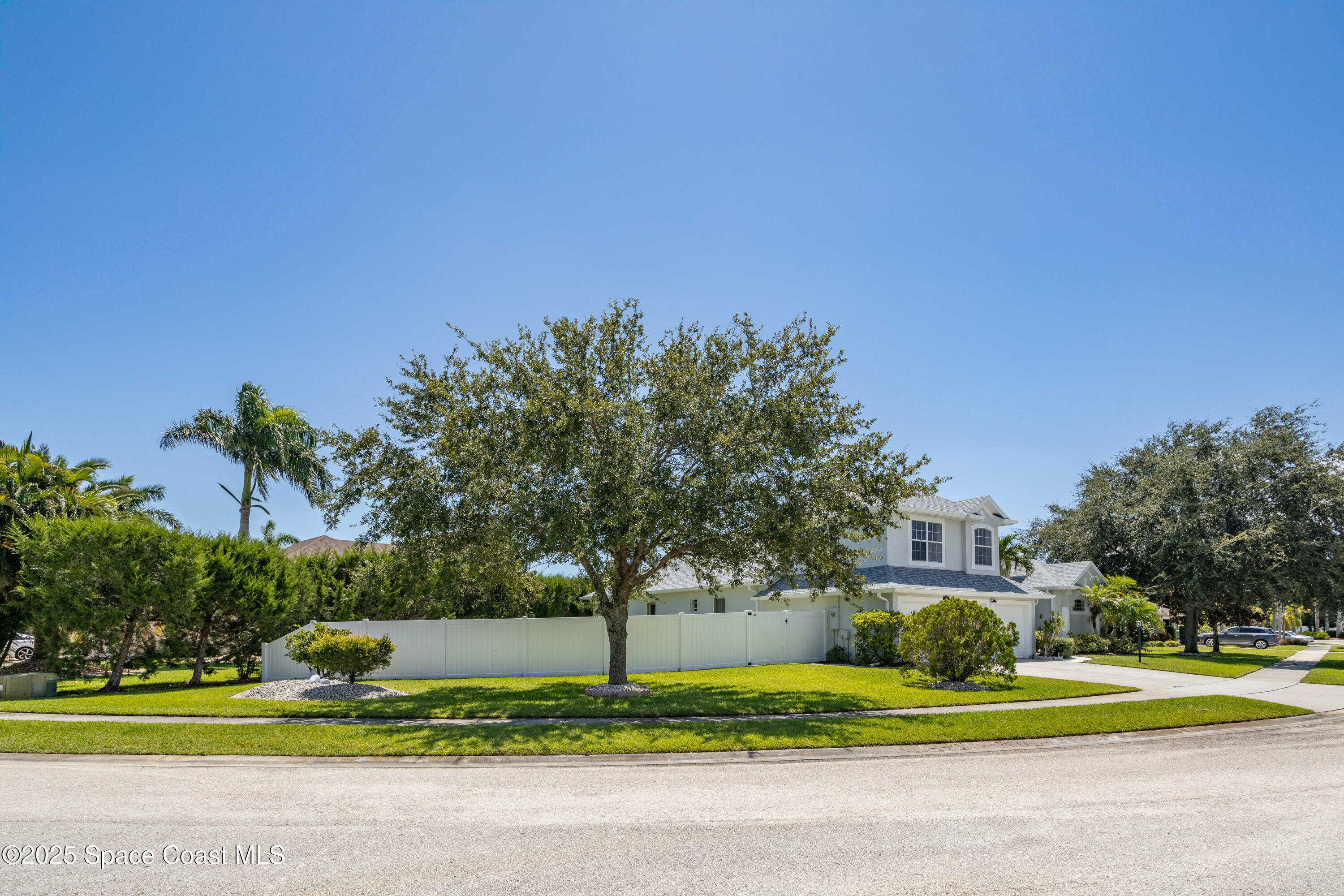 3781 Fringetree Lane