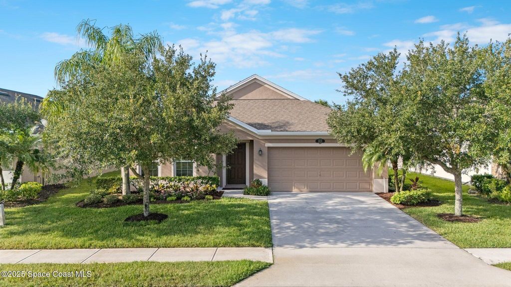 Photo of 103 Amherst Lane, Sebastian, FL 32958 (MLS # 1051447)