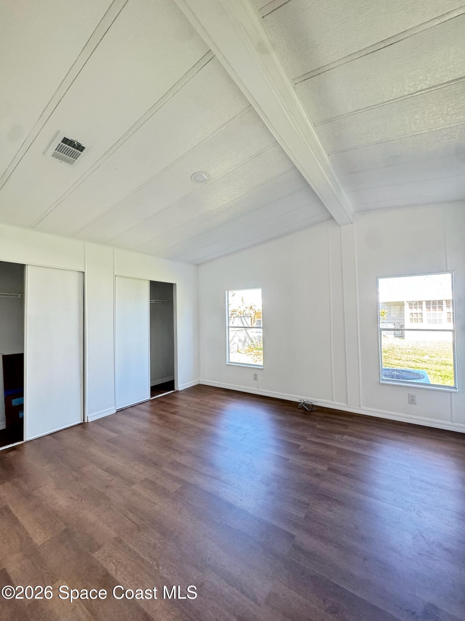 1973 Mango Street NE