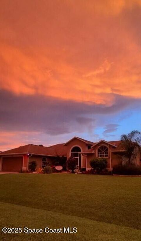 212 Nemo Circle NE Palm Bay FL 32907