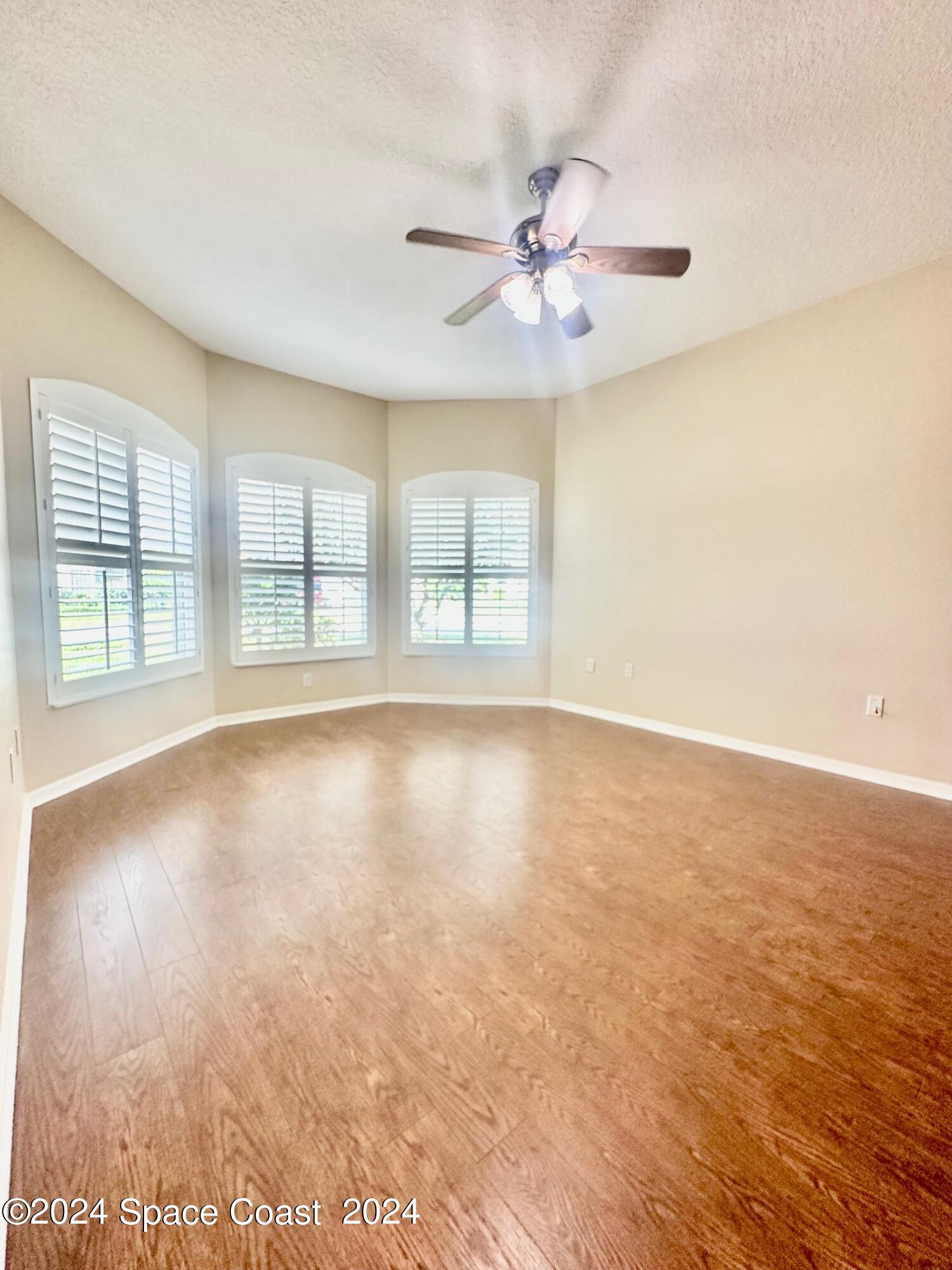 2558 Long Sandy Circle