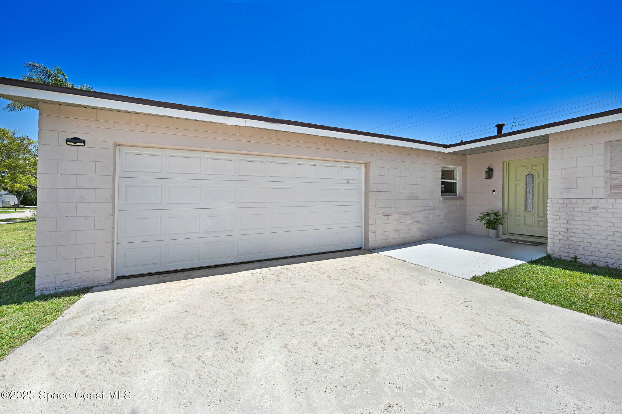 1426 Floyd Drive