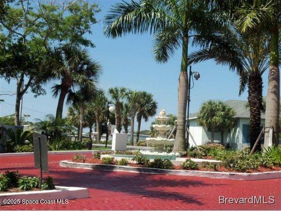 615 Seaport Boulevard