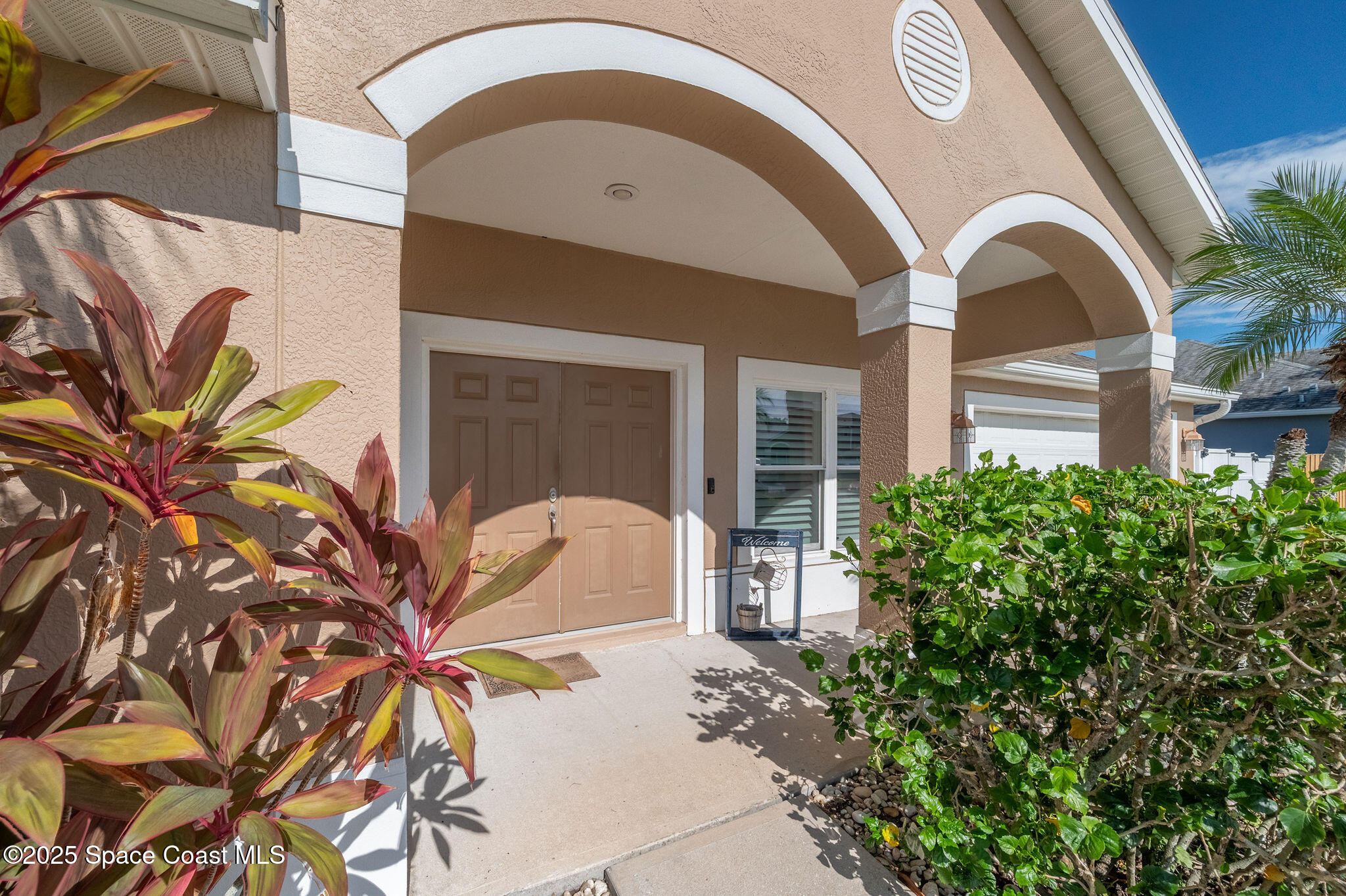 319 Brookcrest Circle