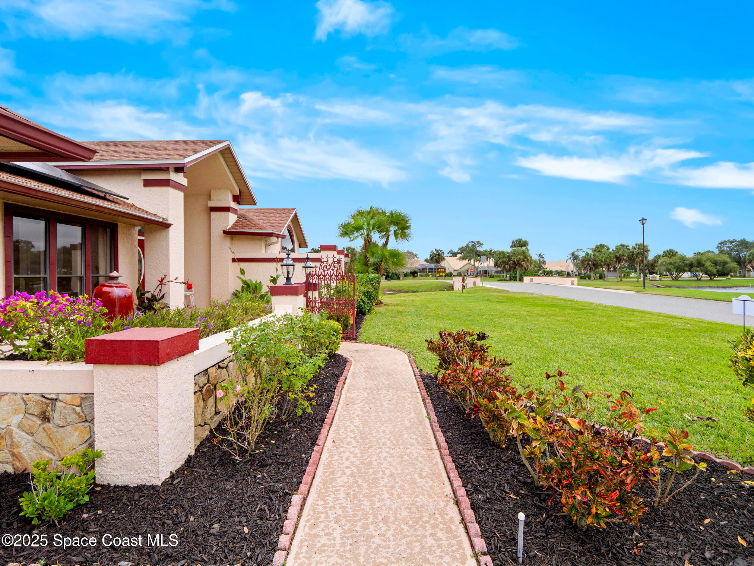 800 Spanish Wells Drive