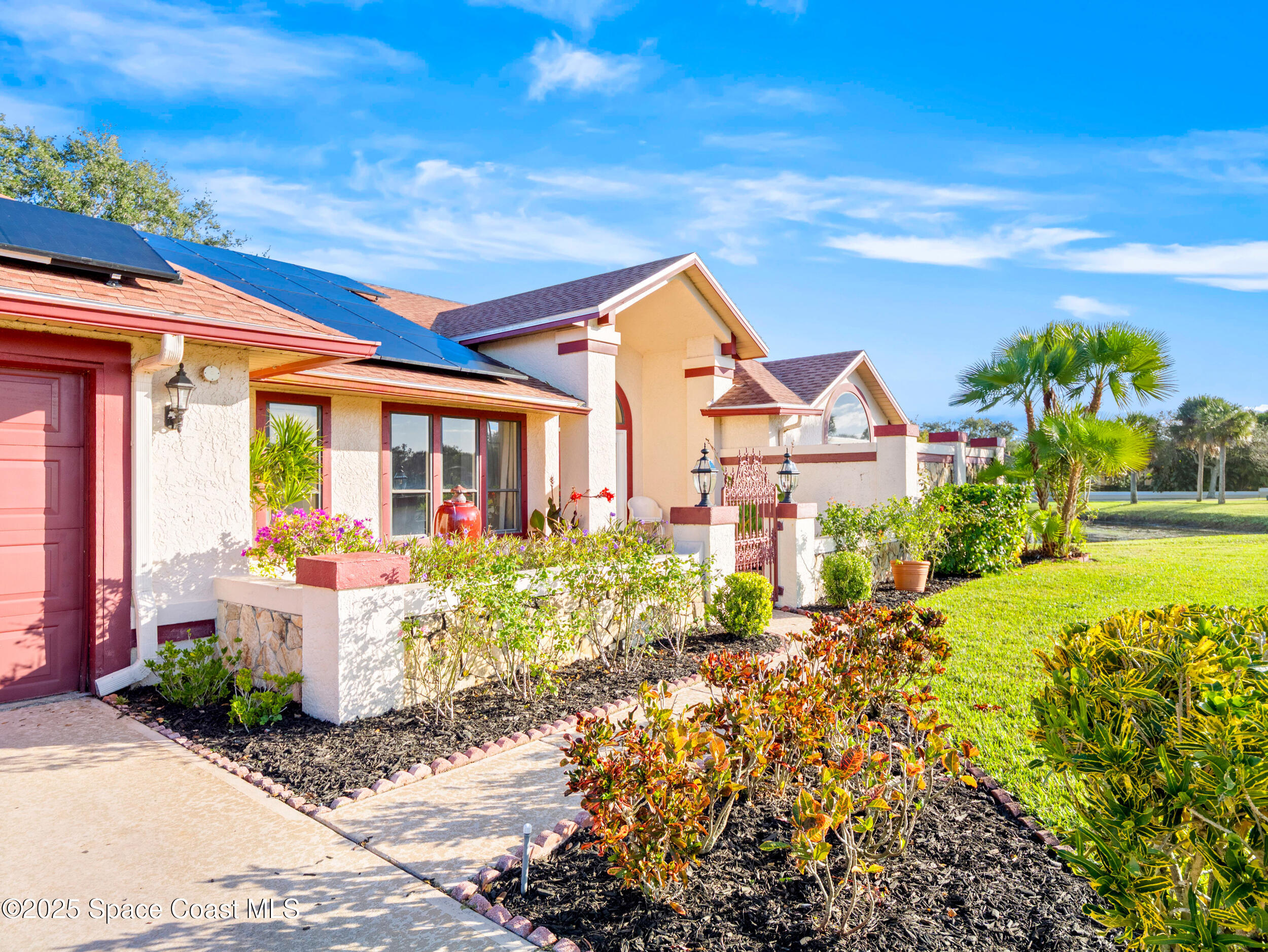 800 Spanish Wells Drive