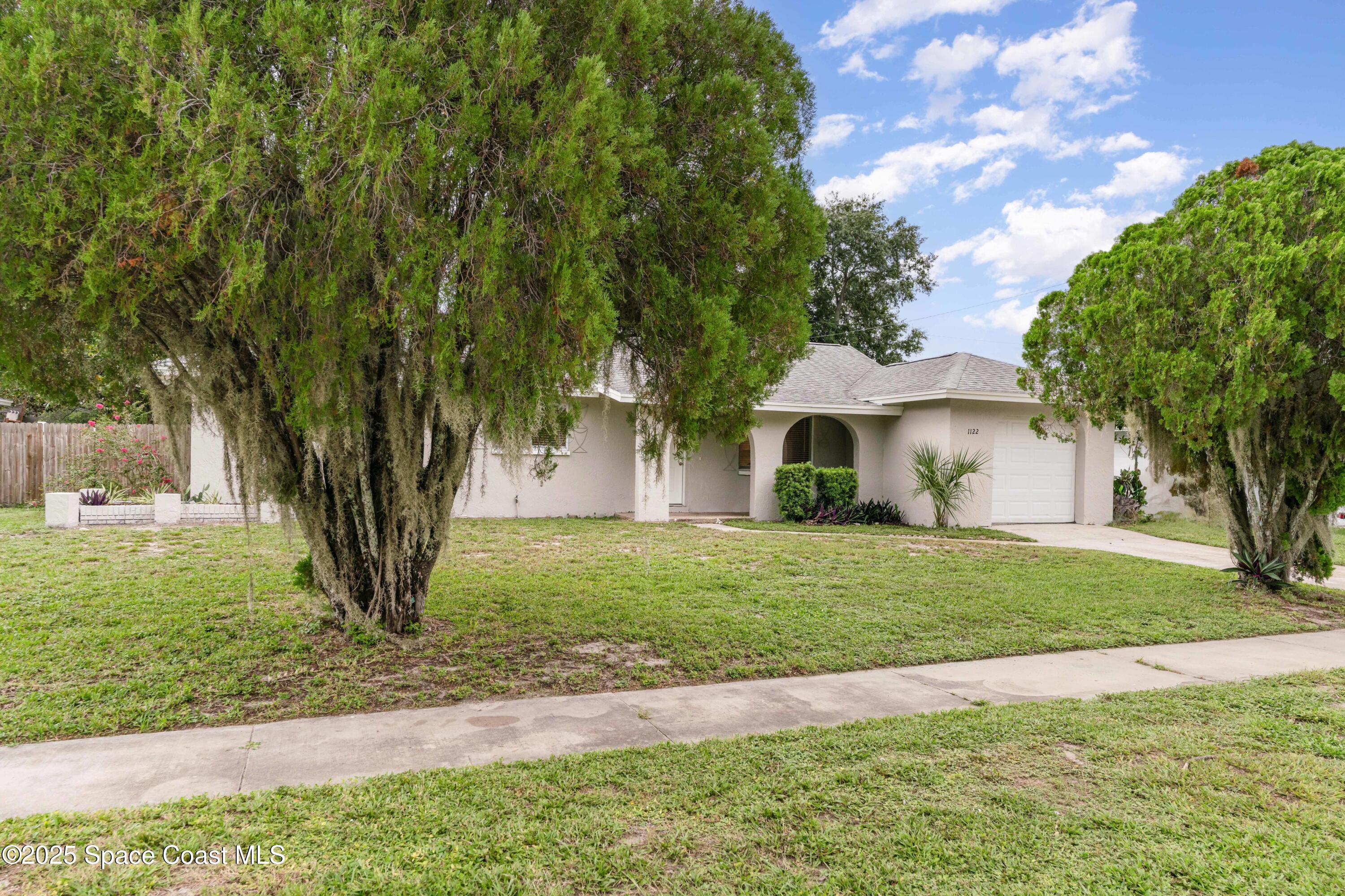1122 Manatee Drive