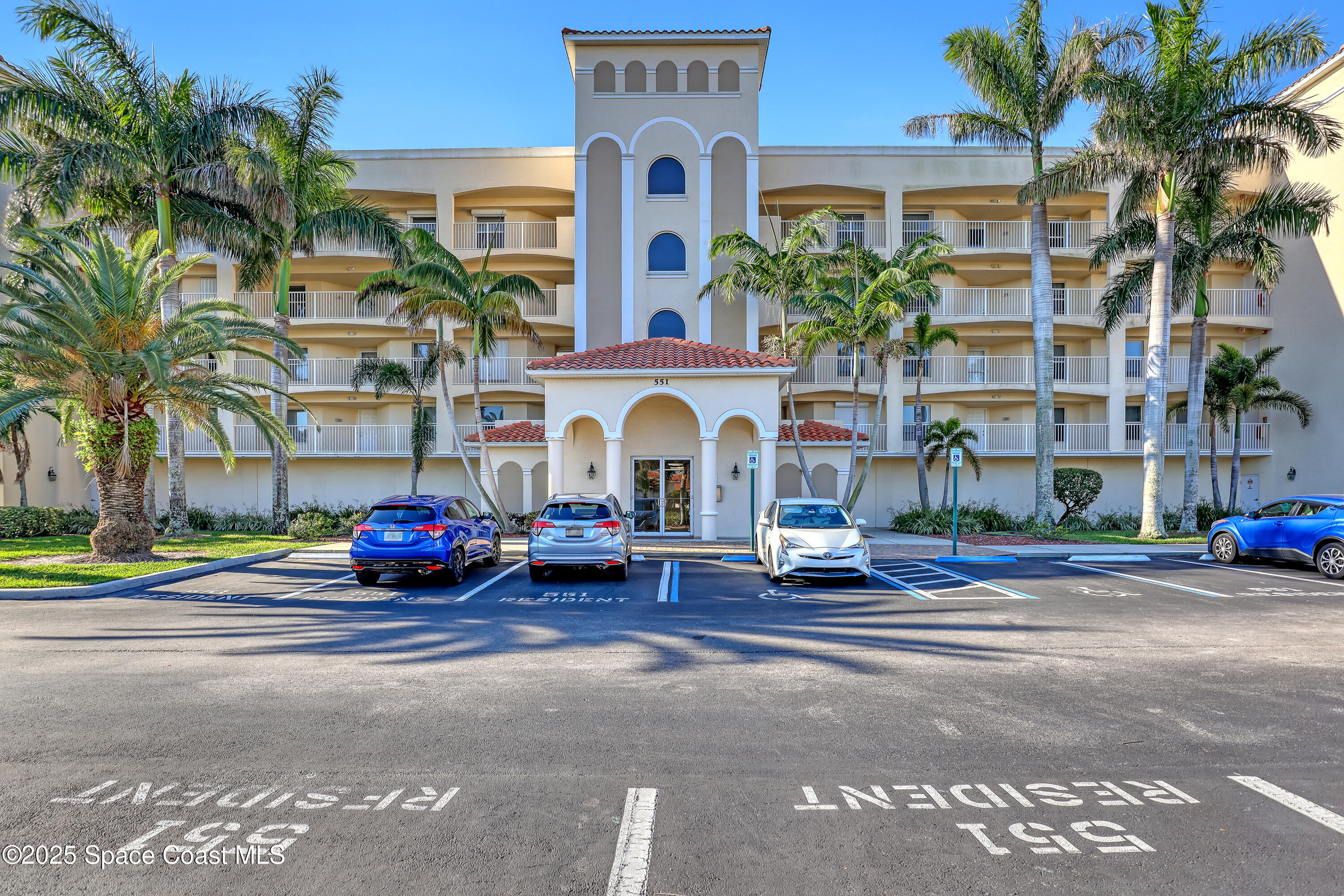 551 Casa Bella Drive 204