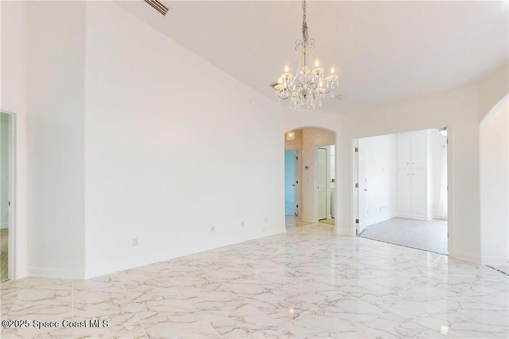 115 Briarcliff Circle