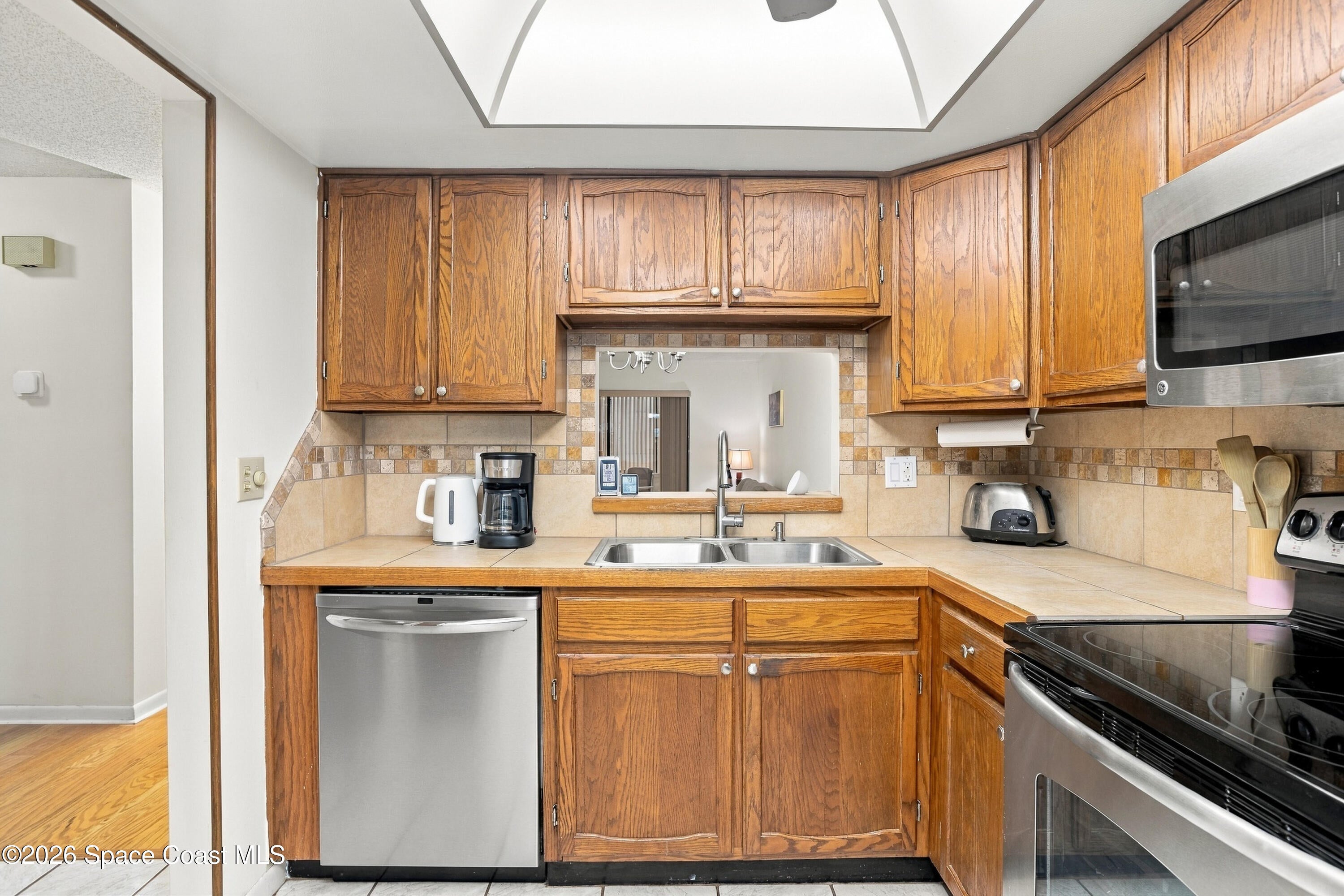 290 Paradise Boulevard 13