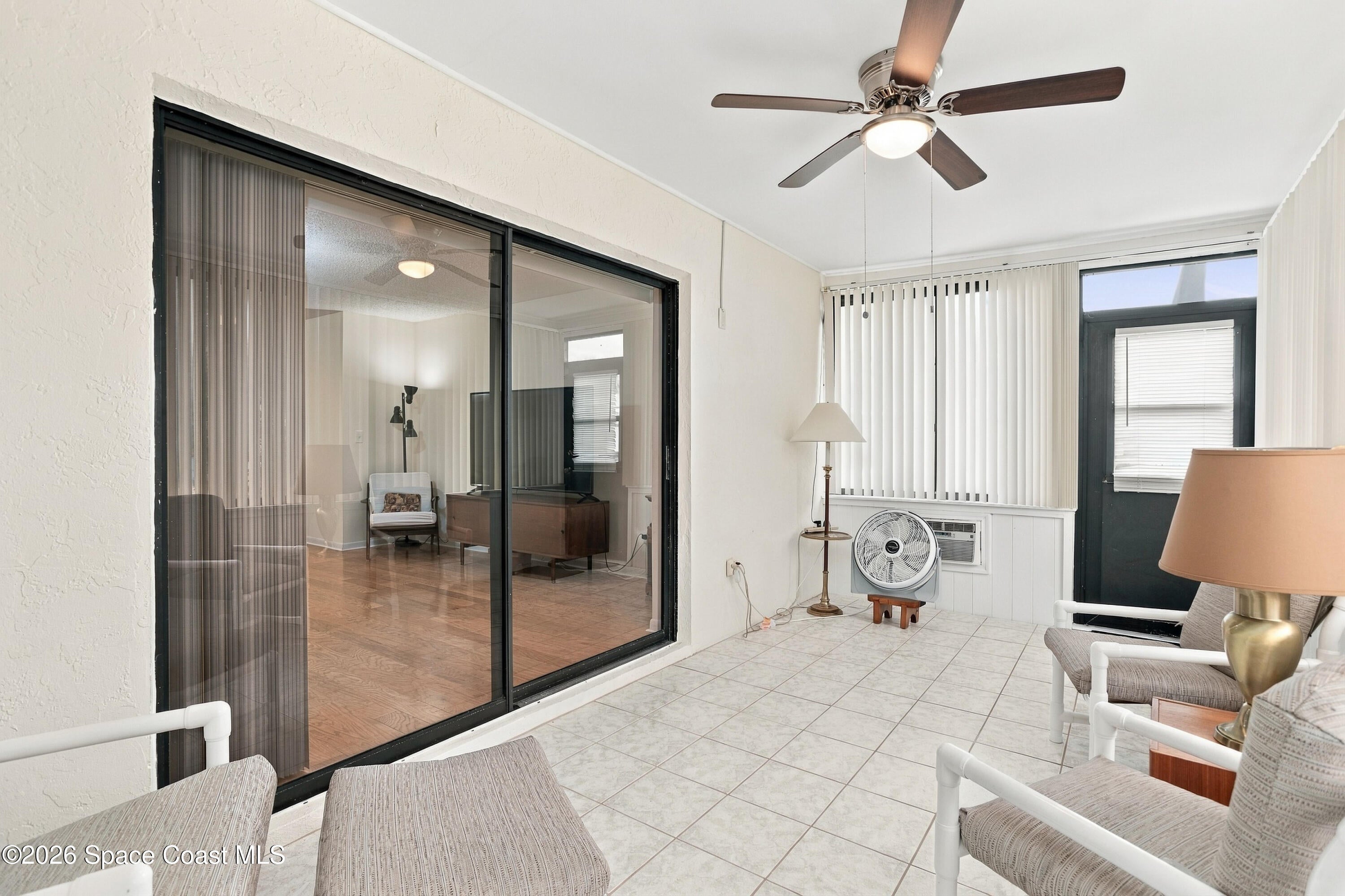 290 Paradise Boulevard 13