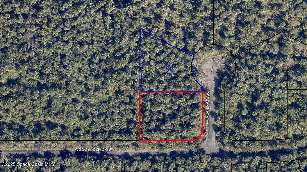 000 Woodstock Drive SW