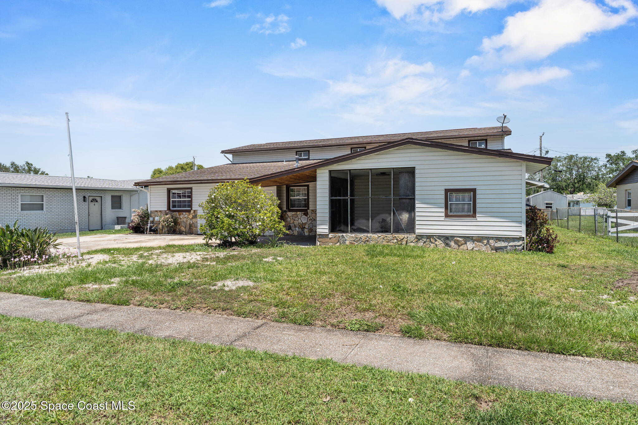 2922 Rosemarie Drive