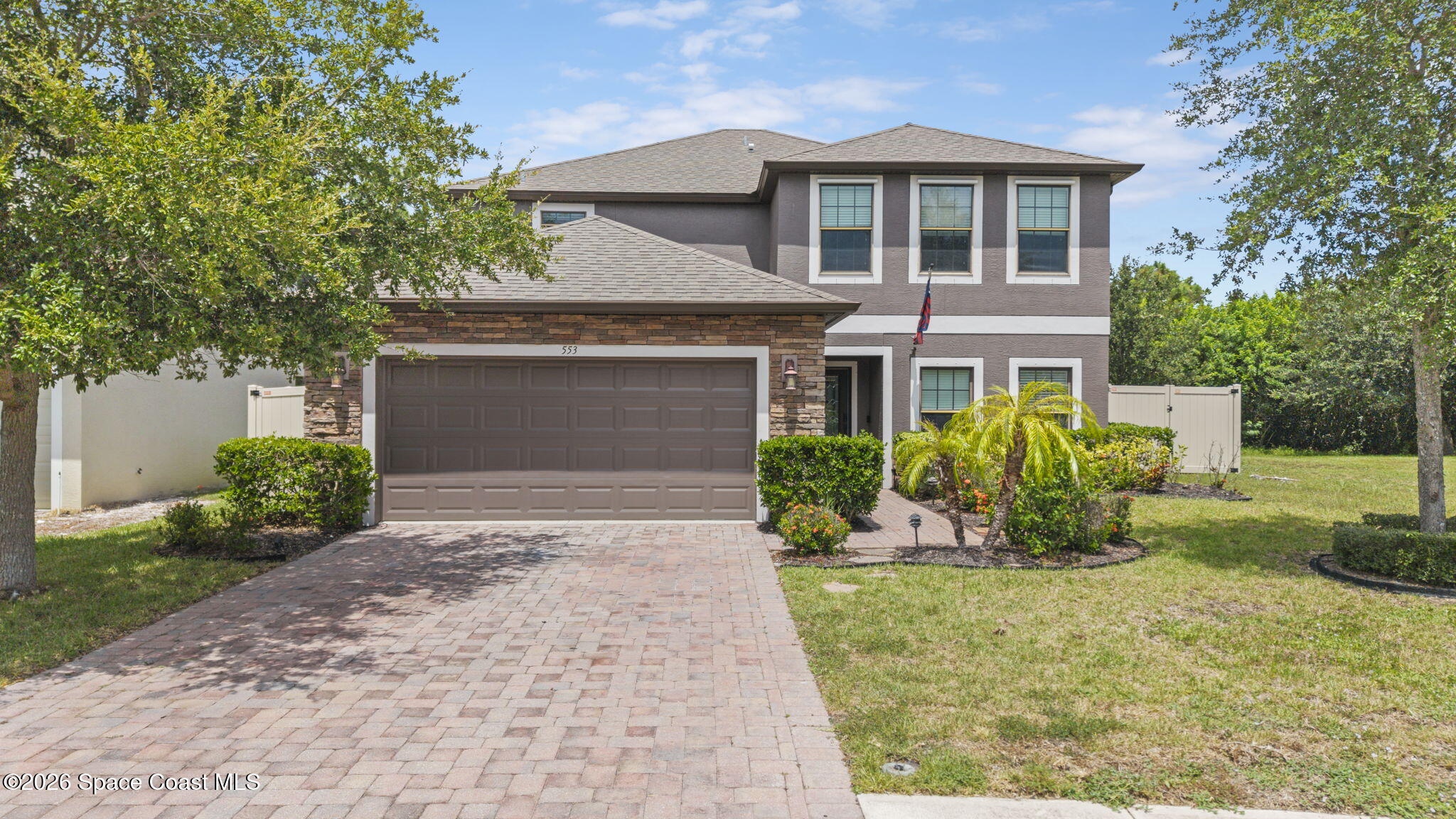 553 Trymore Drive SE