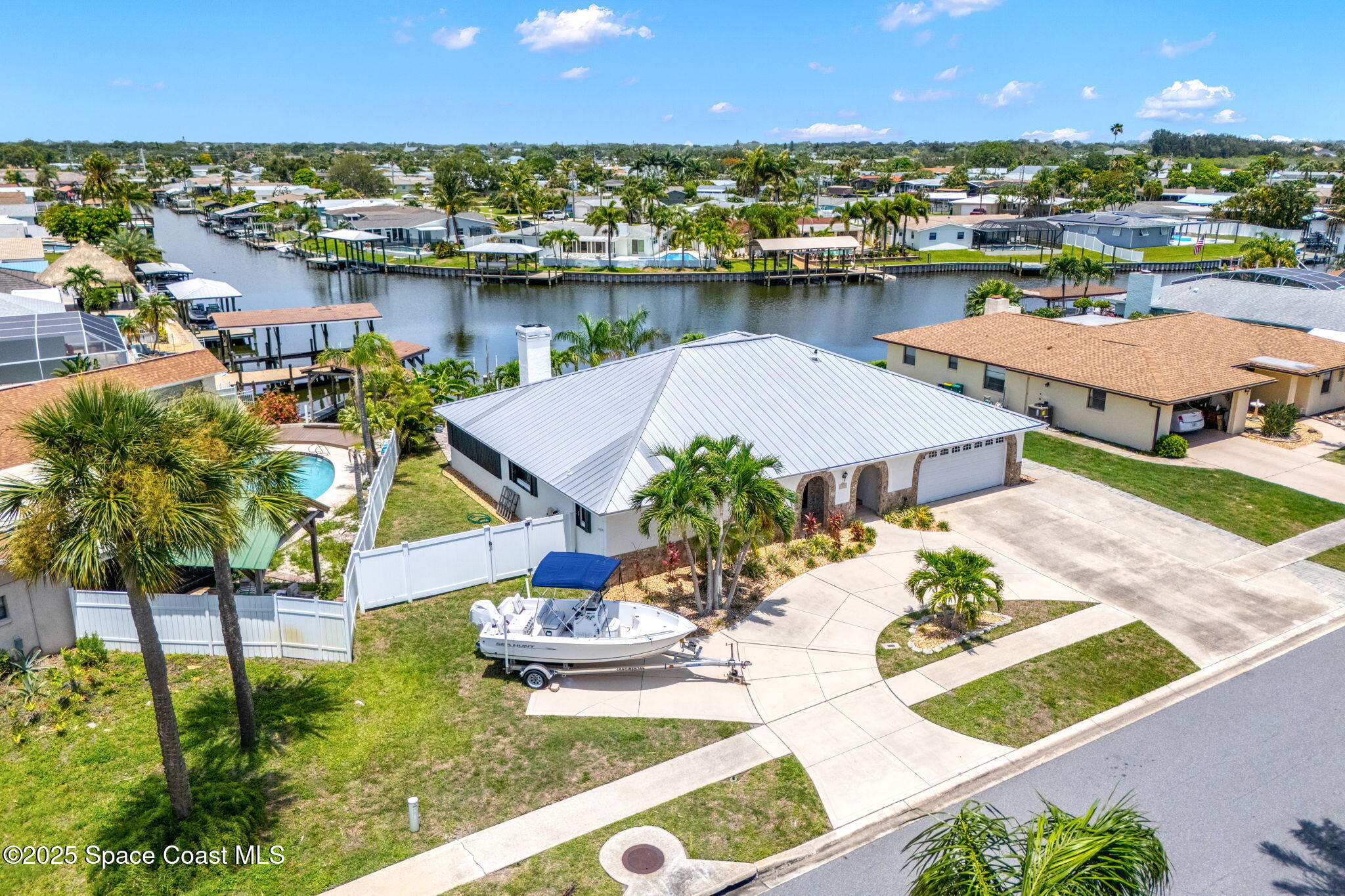 1525 Sykes Creek Drive
