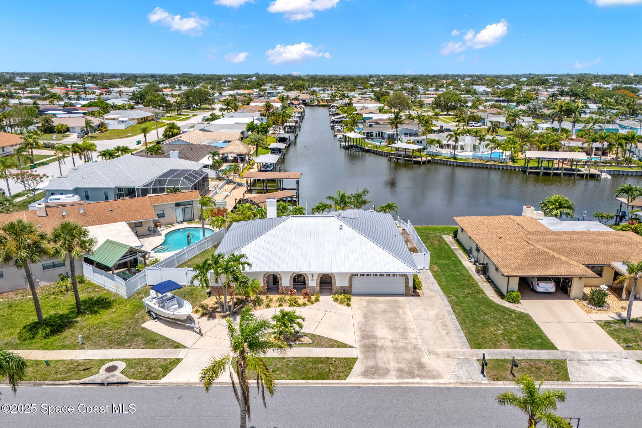 1525 Sykes Creek Drive
