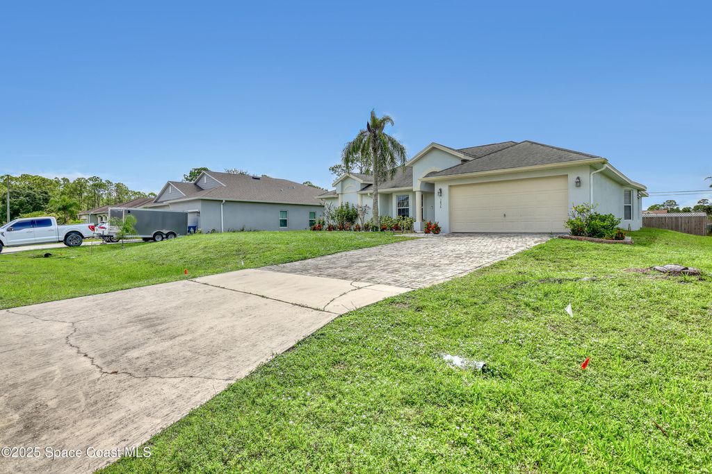 Photo of 1856 Fairlight Street NW, Palm Bay, FL 32907 (MLS # 1056955)