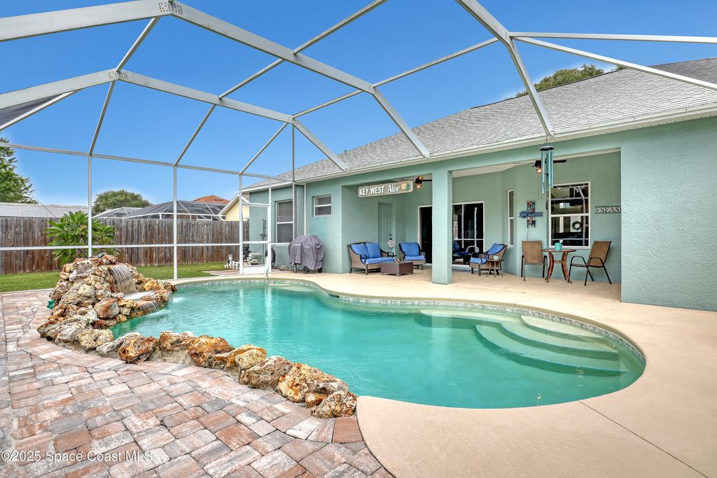 Photo of 513 Summers Creek Drive, Merritt Island, FL 32952 (MLS # 1060311)