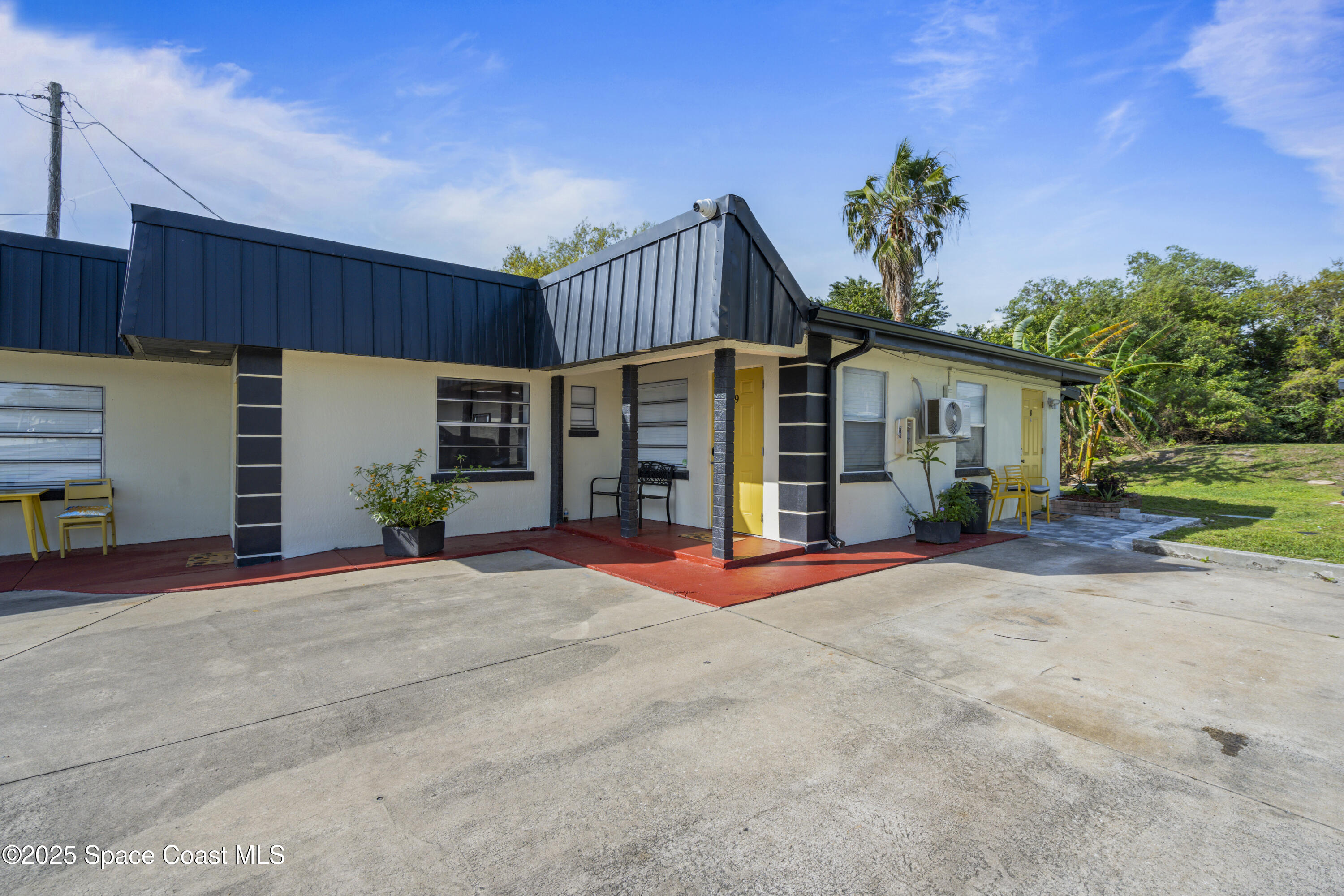 5690 Highway 1