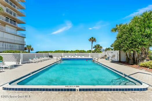 877 N Highway A1a 104