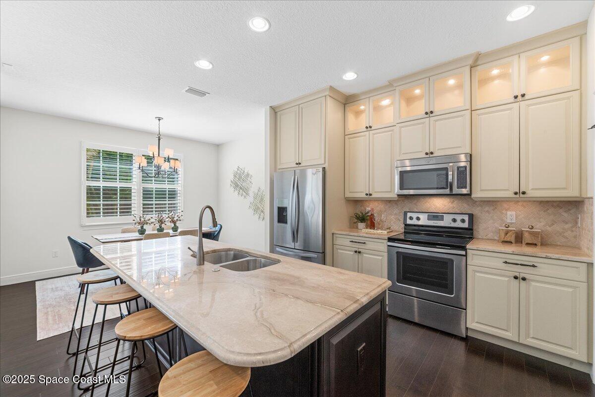 105 7th Avenue