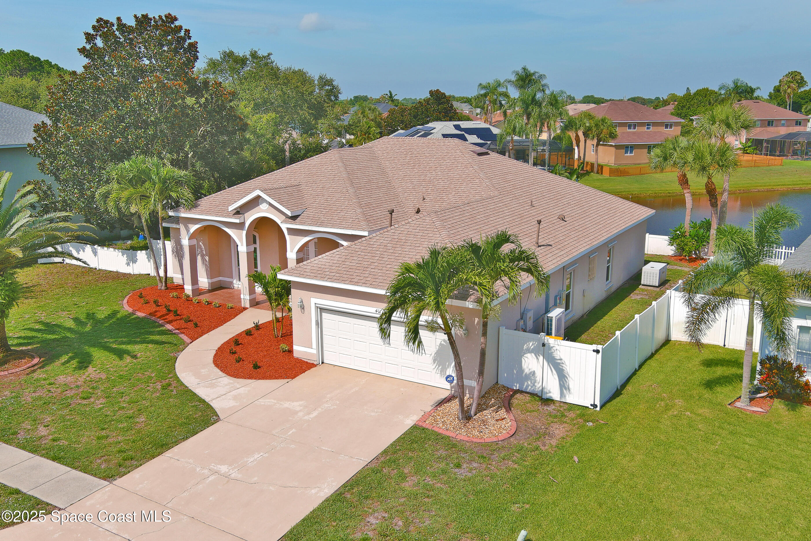 401 Stonehenge Circle