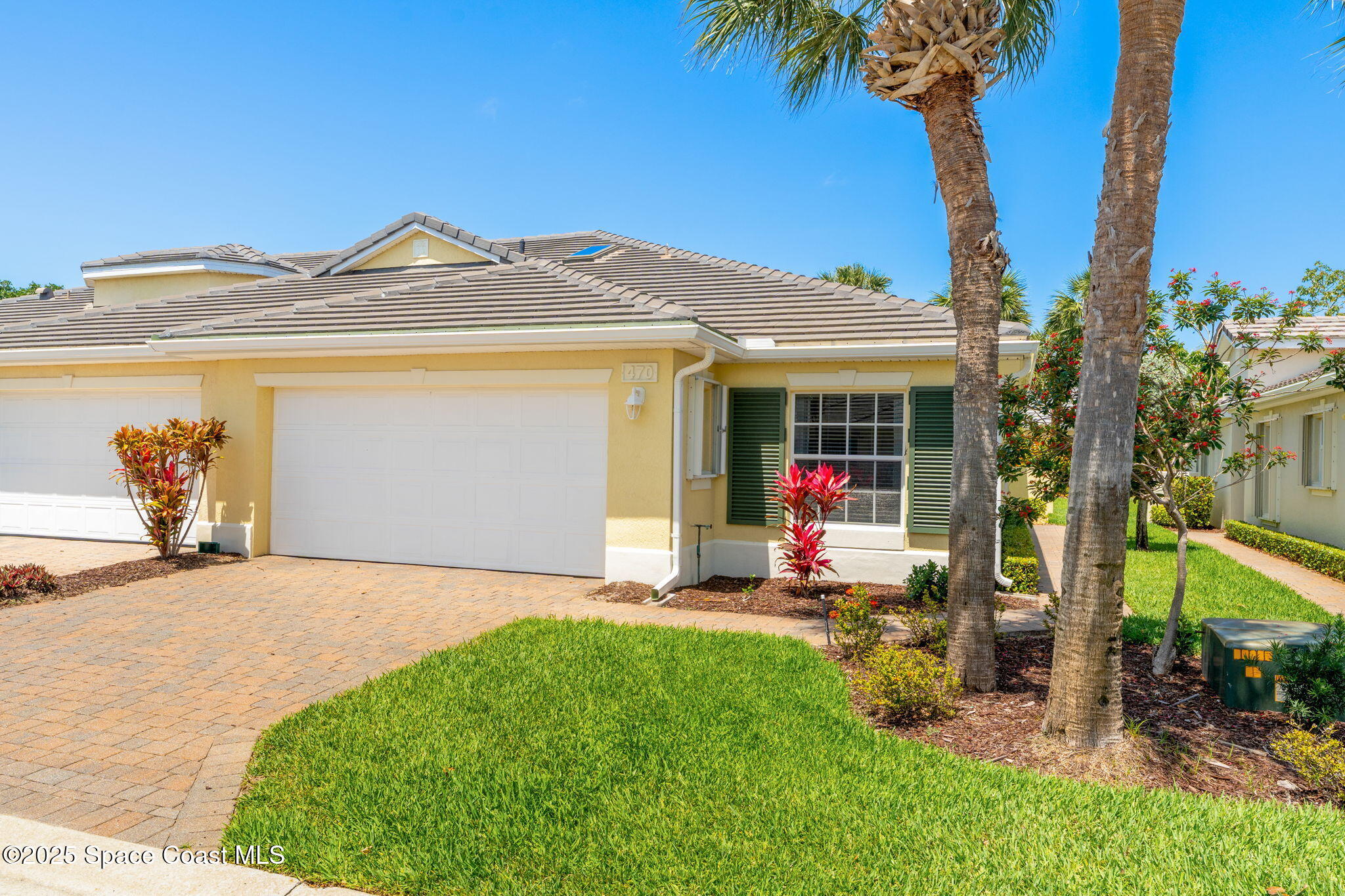470 Moray Place