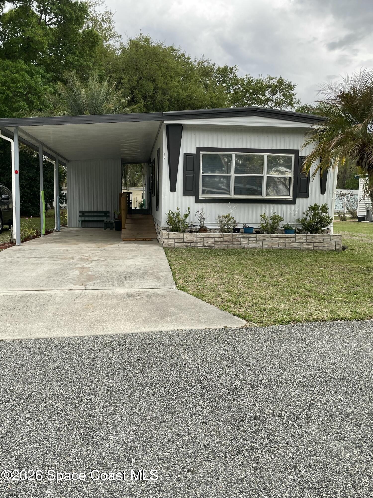 Front of moblie