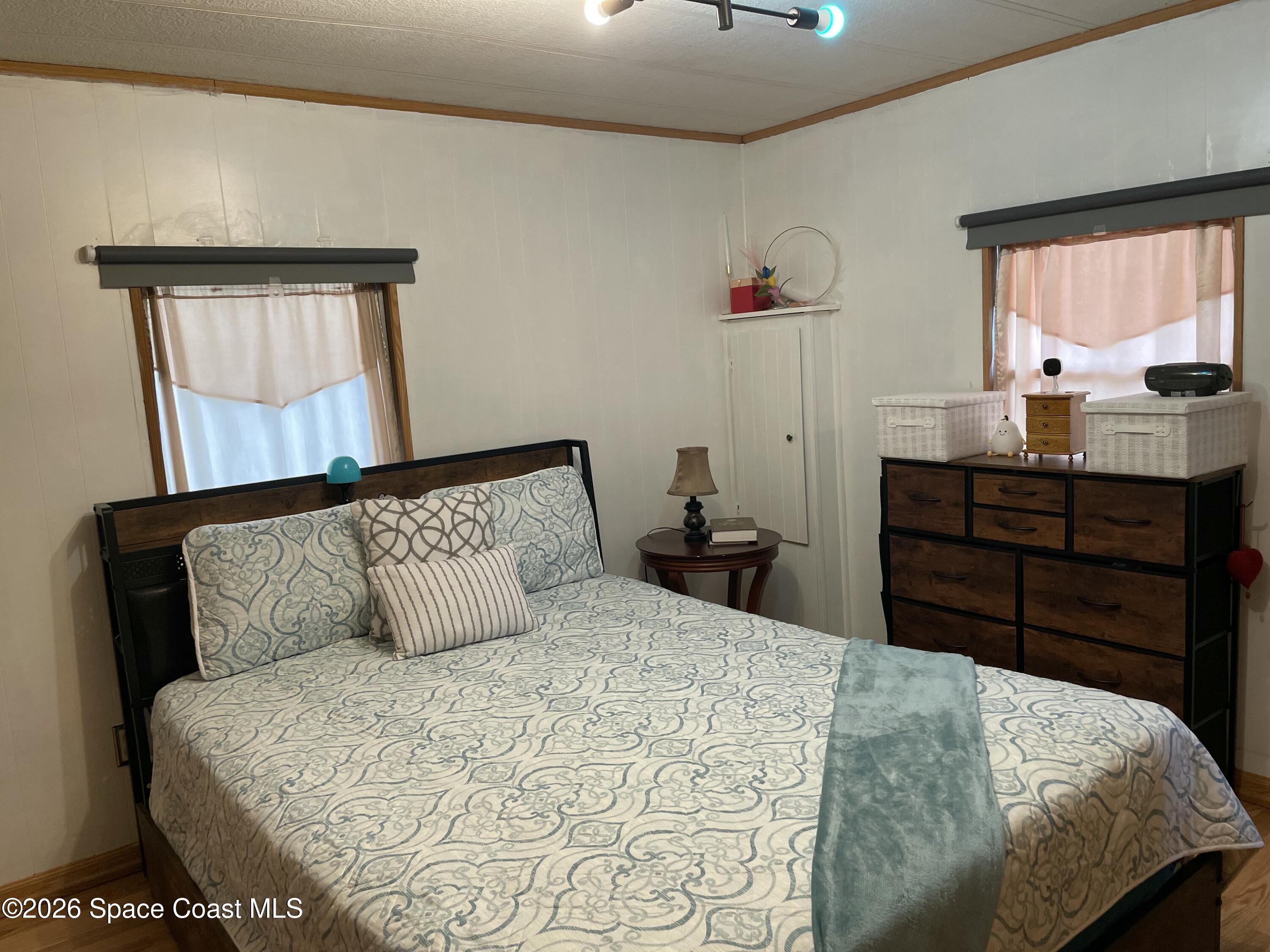 1020 Laurel Court NE