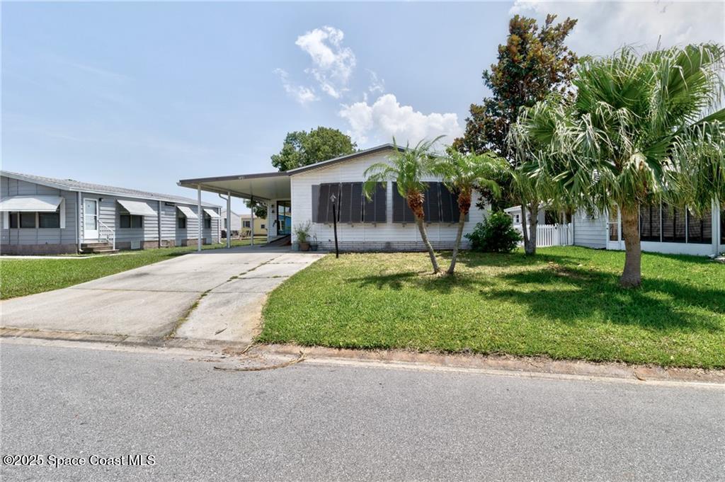 729 Gladiolus Drive