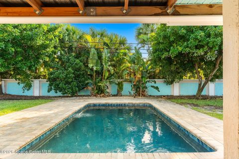 Photo of 340 W Exeter Street, Satellite Beach, FL 32937 (MLS # 1068103)