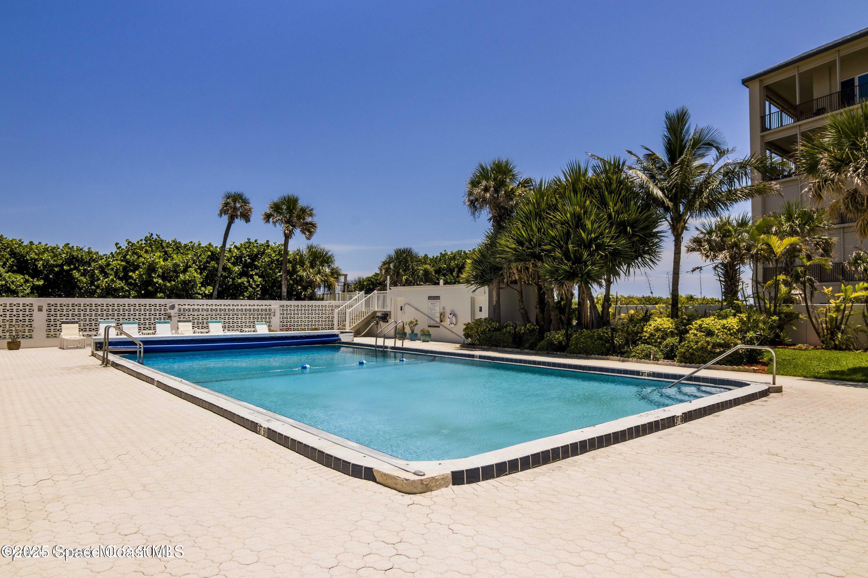 877 N Highway A1a 408