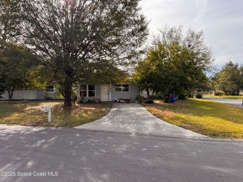 Photo of 1725 Park Drive, Lakeland, FL 33803 (MLS # 1064658)