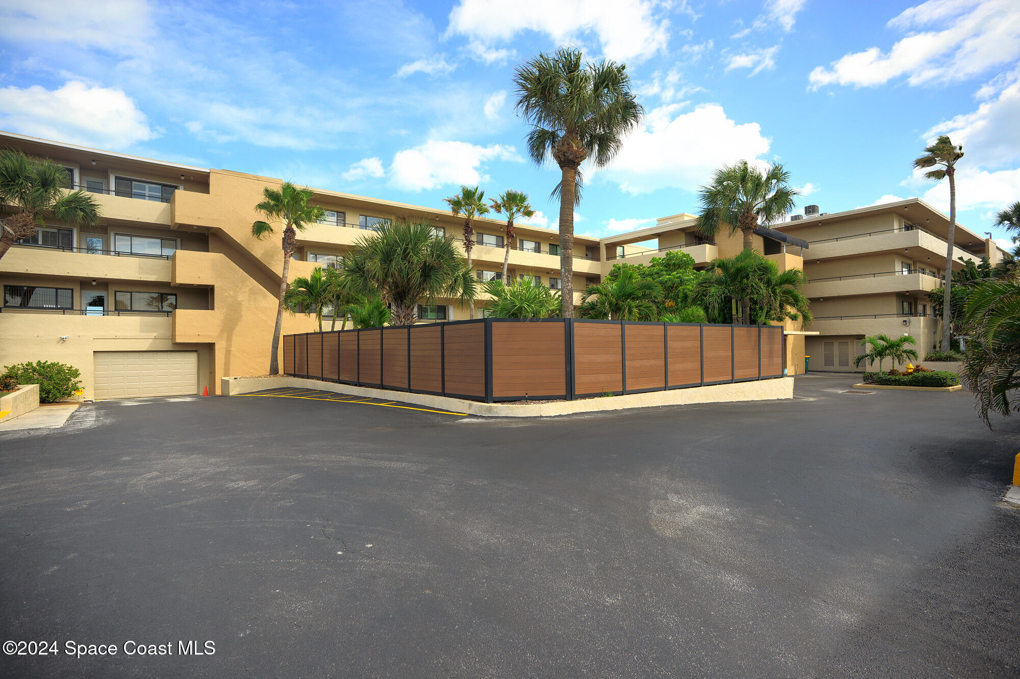 1101 S Miramar Avenue 201