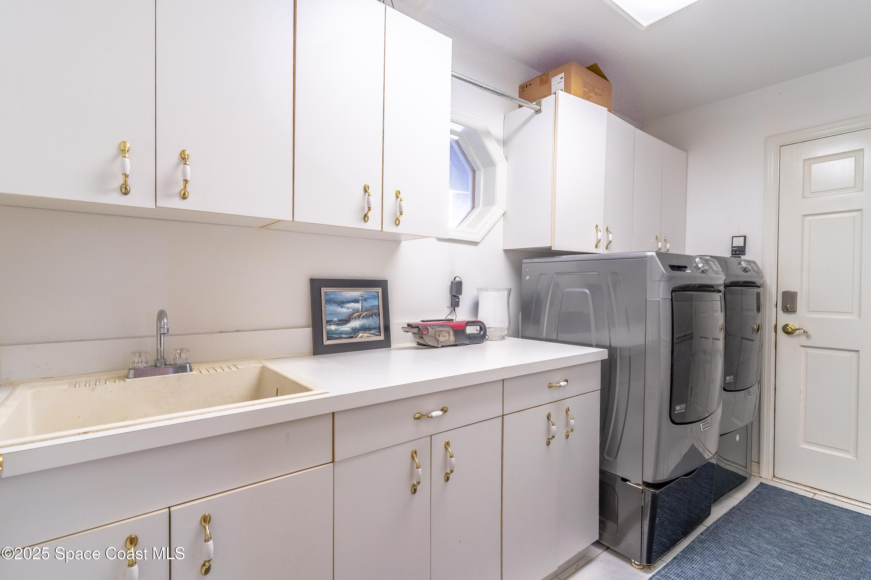 Merritt Island, Florida, 32952, United States, 5 Bedrooms Bedrooms, ,4 BathroomsBathrooms,Residential,Active,1909602