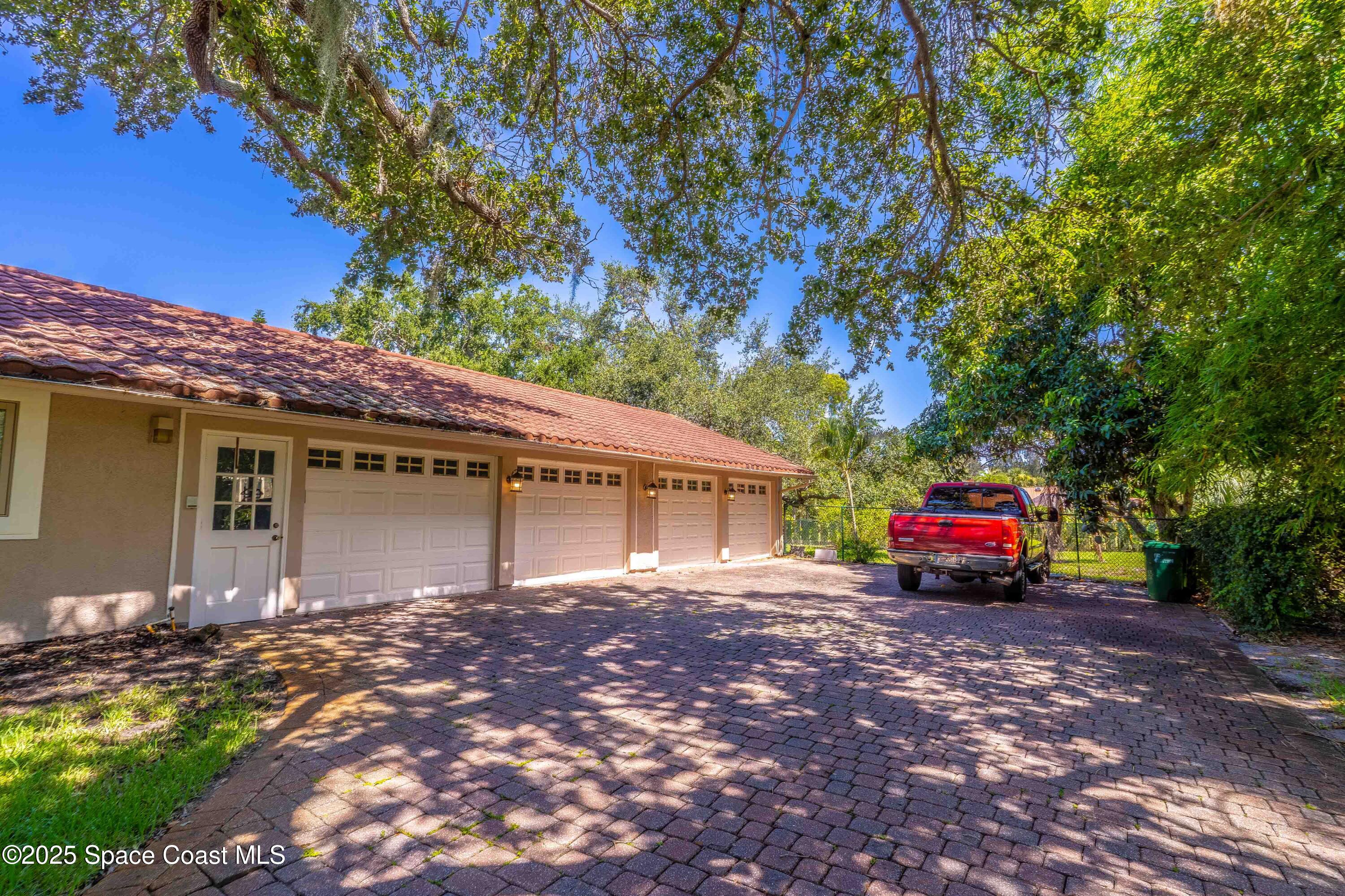 Merritt Island, Florida, 32952, United States, 5 Bedrooms Bedrooms, ,4 BathroomsBathrooms,Residential,Active,1909602