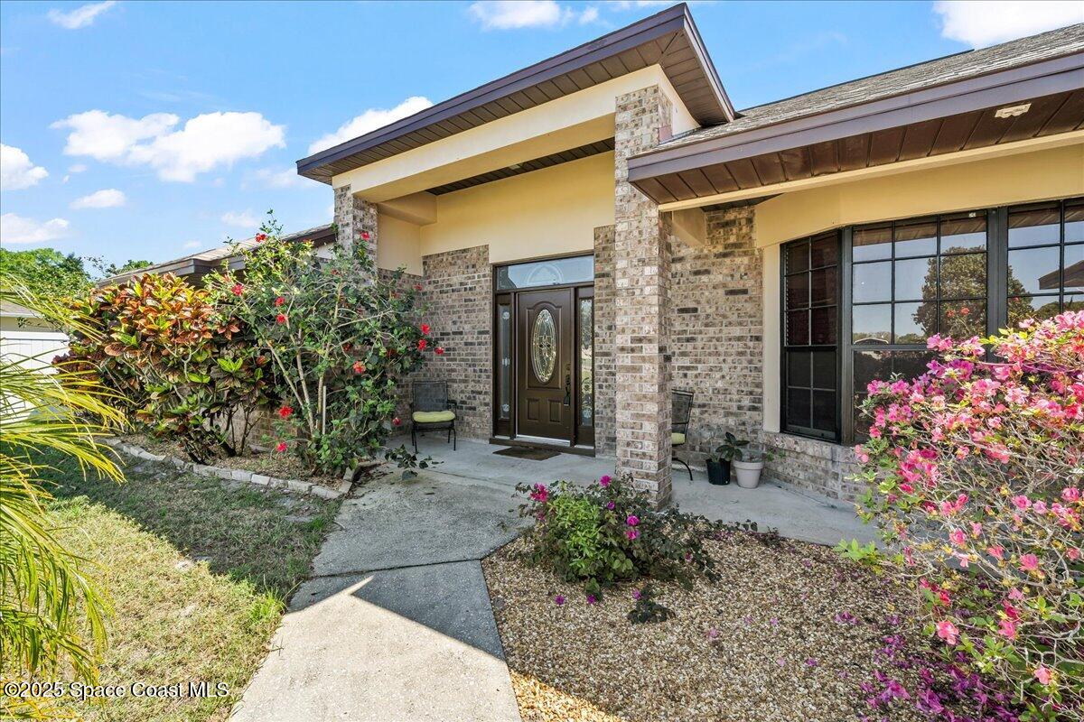 545 Lucas Place