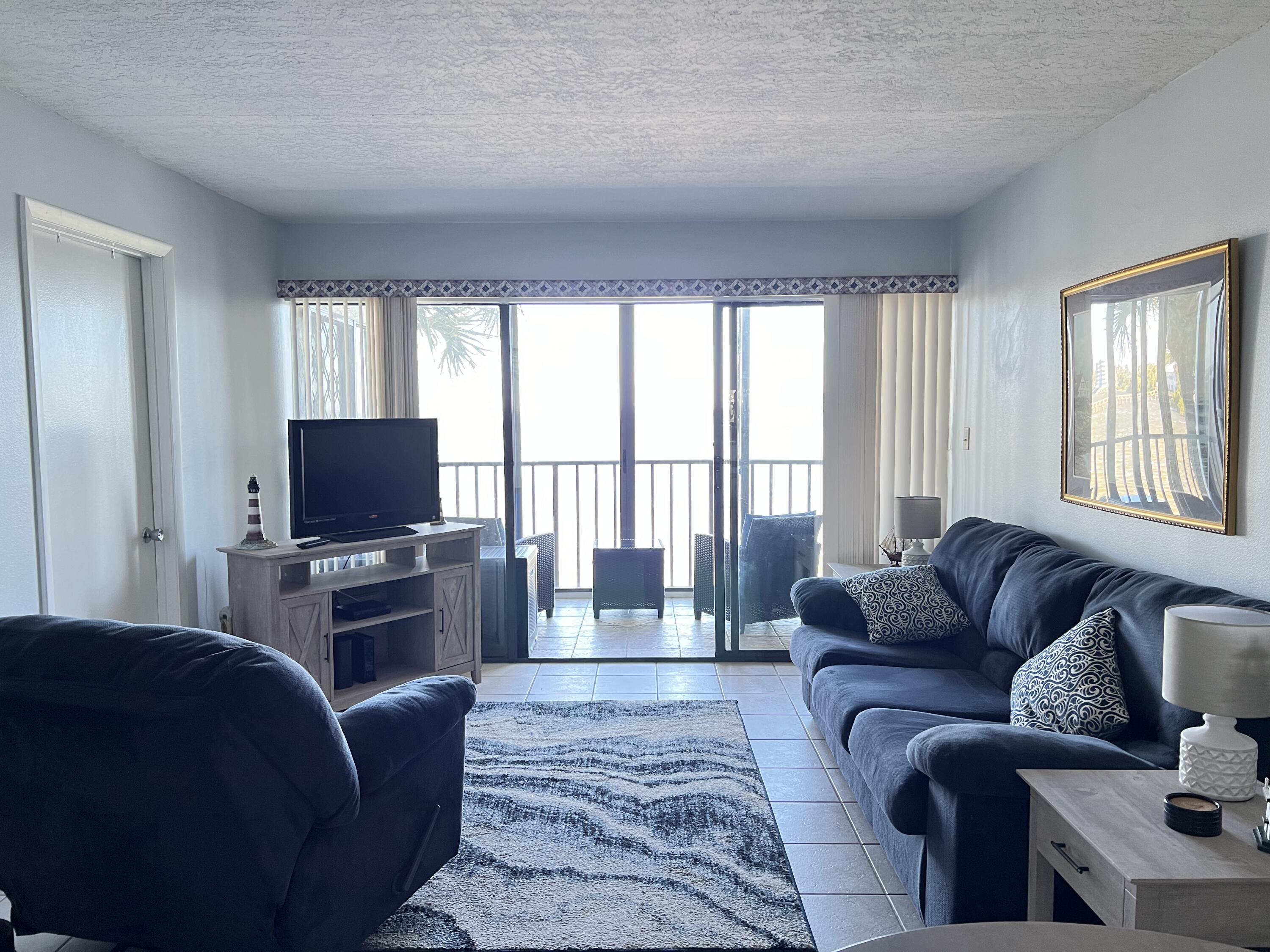 2465 S Washington Avenue 303