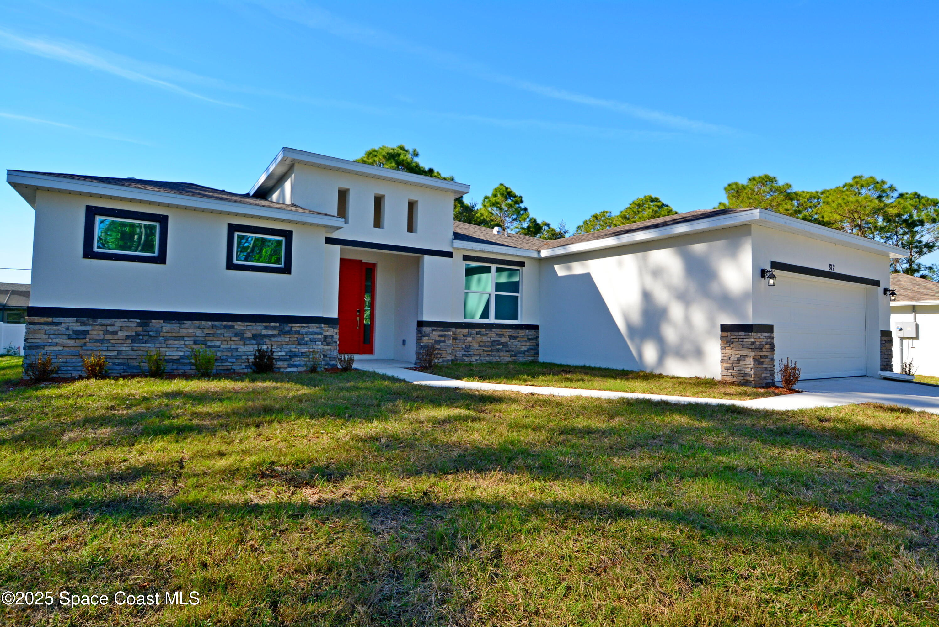 883 Parrotfish Street SW