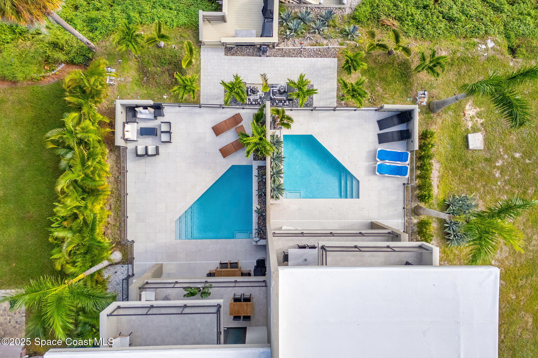 1807 Riverview Drive