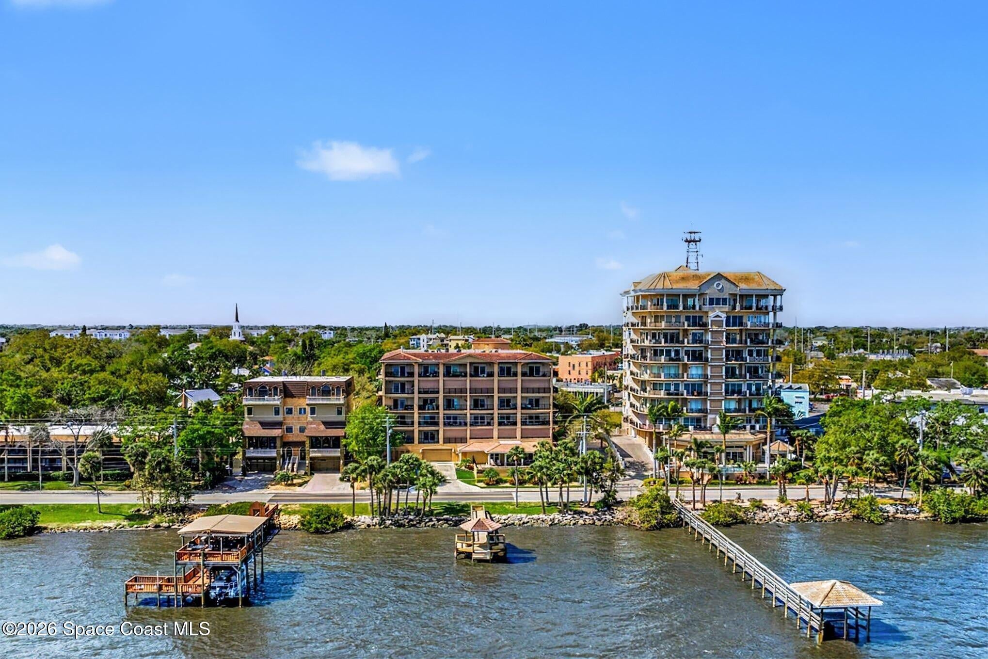 29 Riverside Drive 203