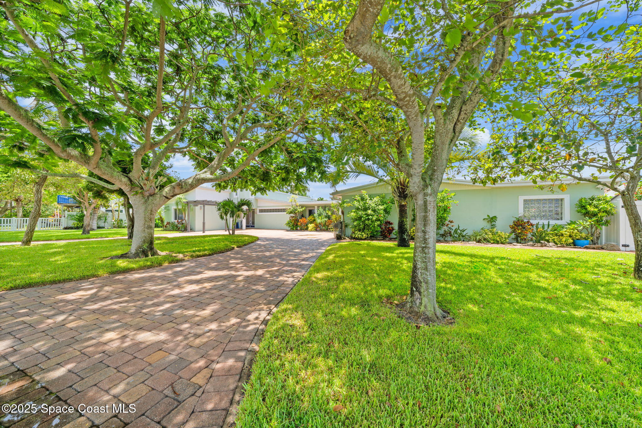 1732 Bay Shore Drive